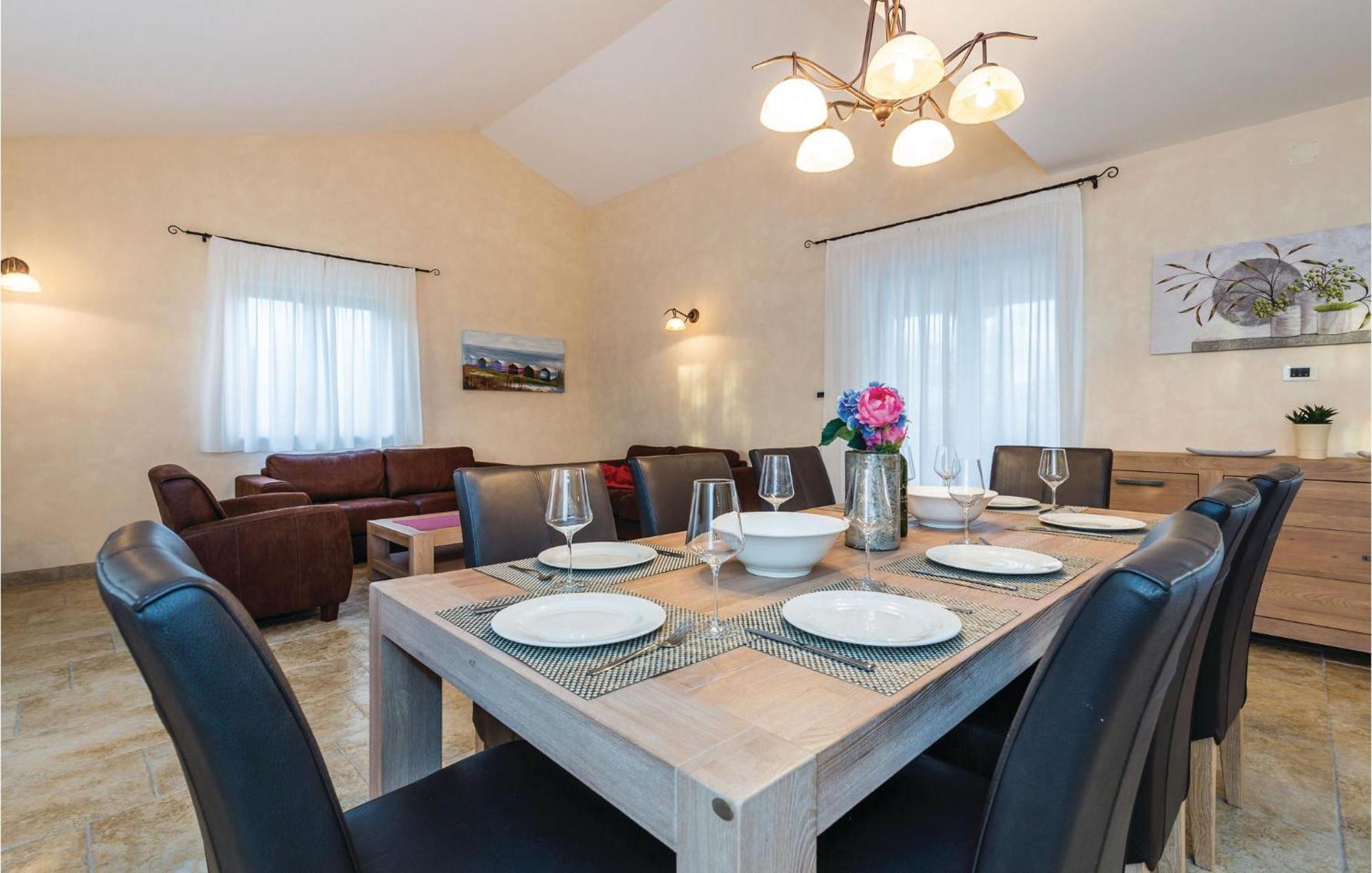 Beautiful Home In Turcic With Wifi Вантачичи Экстерьер фото