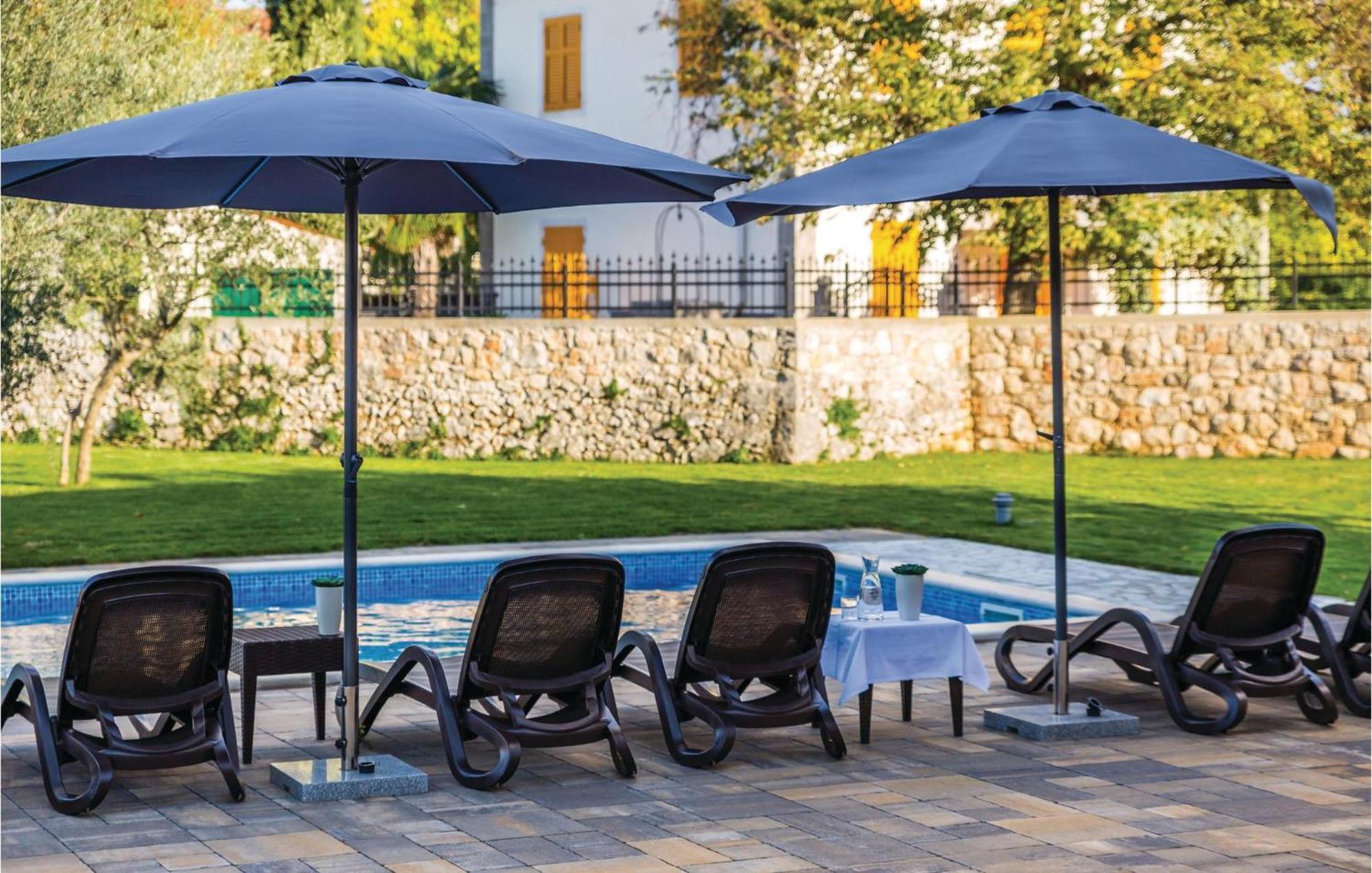 Beautiful Home In Turcic With Wifi Вантачичи Экстерьер фото